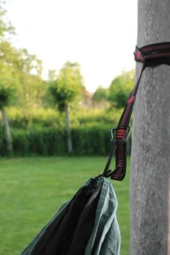 TravelSafe Travel Tree Straps Bevestigingsriempjes -Tentenwinkel 64241343bacad5.57884814